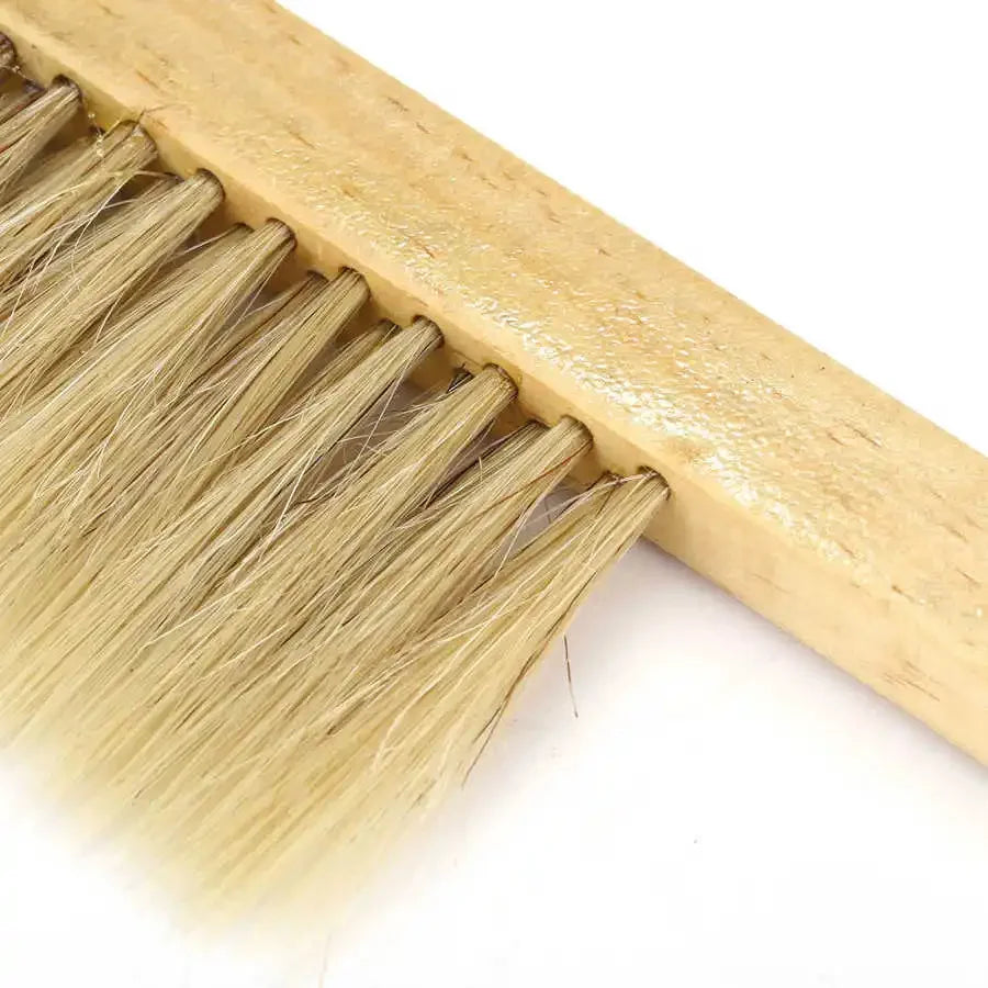 Brosse à abeilles en crin de cheval — deux rangées, manche bois